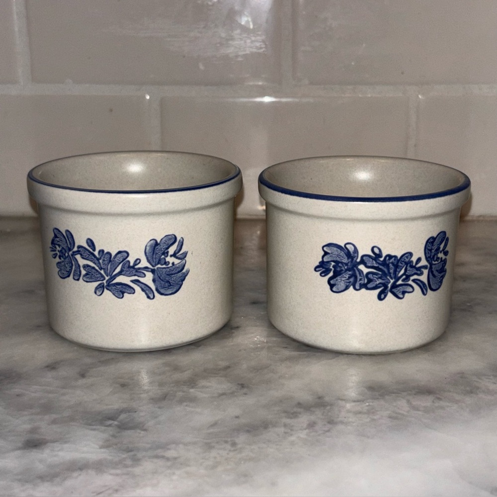 Pfaltzgraff Cream and Tan Stoneware Base